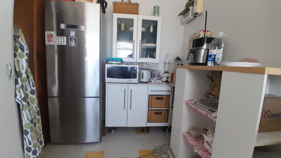 To Let 2 Bedroom Property for Rent in Blomtuin Western Cape